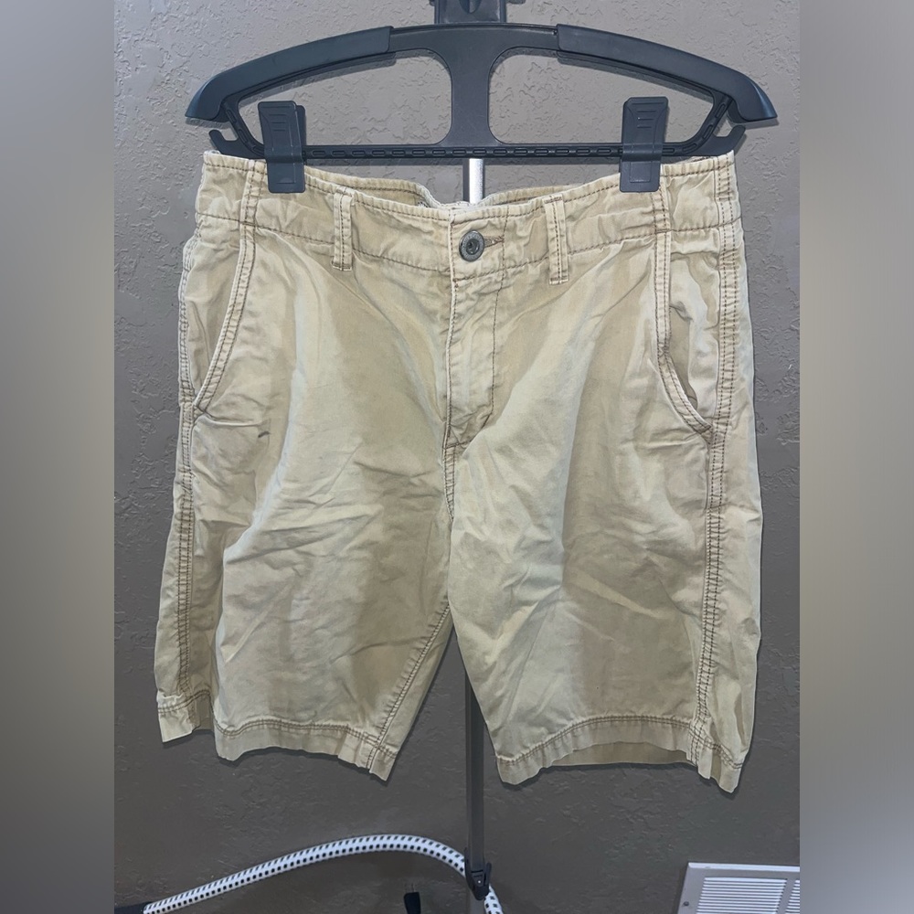 American Eagle khaki shorts